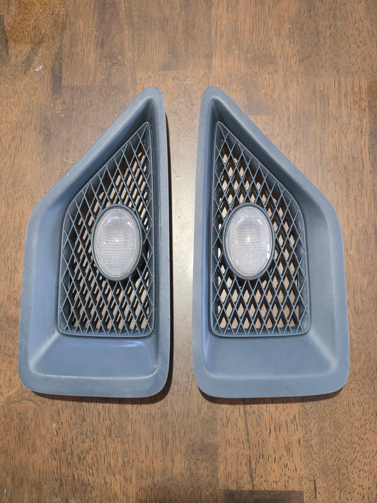 VZ HSV Series 2 Guard Inserts - Clubsport / Maloo