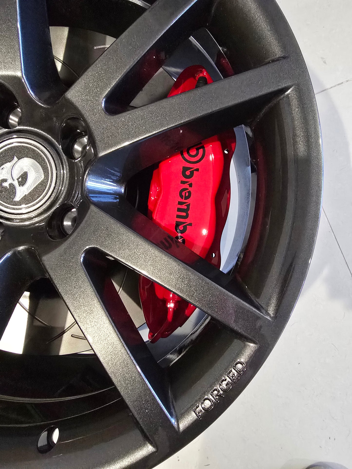 Forged 18" HSV VZ R8 Wheels