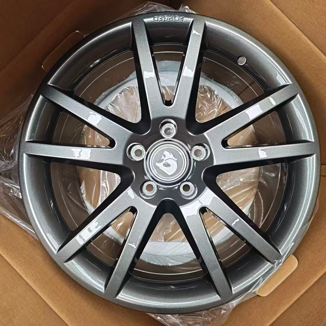 Forged 18" HSV VZ R8 Wheels