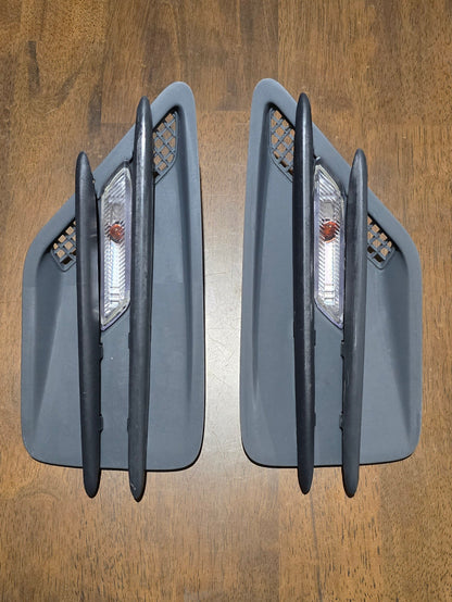 VZ HSV Series 1 Guard Inserts - Clubsport / Maloo