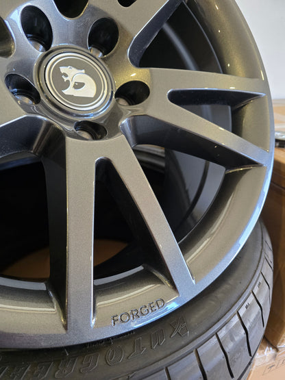 Forged 18" HSV VZ R8 Wheels